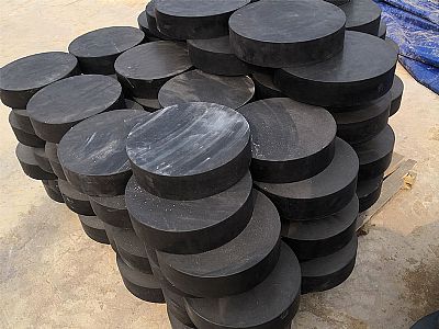 永寿县板式橡胶支座由若干层橡胶片与薄钢板经加压硫化